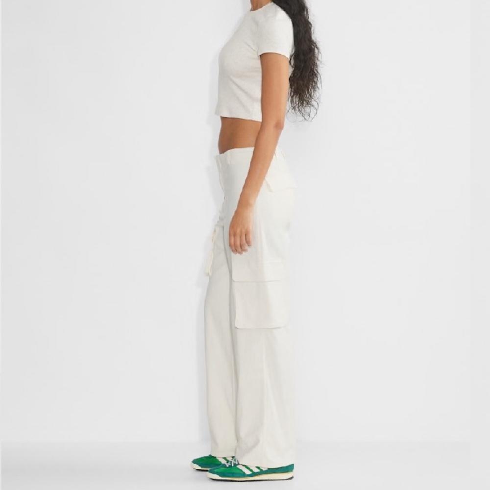 NEW! Aritzia⭐️Picture Cargo❤️Cream